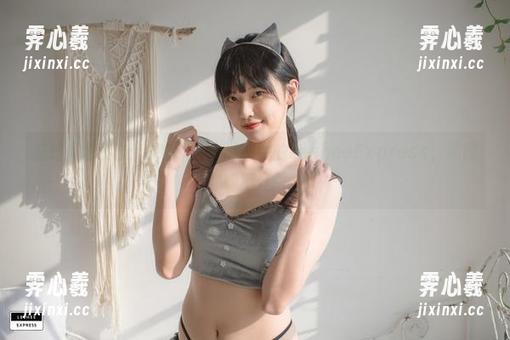 在线资源直击：GMS(고말숙)和她的LeeheeExpress，照得你睁不开眼。