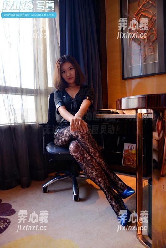 PANS写真-猪猪 PANS写真 - 猪猪和她的肉丝,无圣光也无法掩盖的美图灵动!