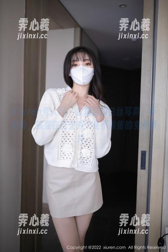 Xiuren秀人网-余虞酱 Xiuren秀人网 - 余虞酱的白丝写真,不怕冷,偏要在这里秀个毫不保留的免费照片。