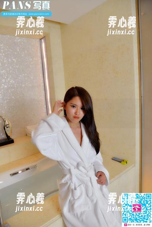 pans - 娃娃女友的写真作品集，谁说只会给你“撒娇”？