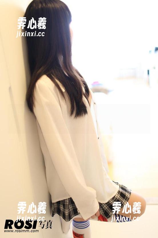 rosi-小莉 rosi - 别走开哦!小莉女神的全套写真教学新鲜出炉!