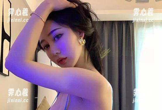 不爱笑的赛琳 微密圈 - 不爱笑的赛琳:全套烟雾曲线,灰丝让人眼前一亮!