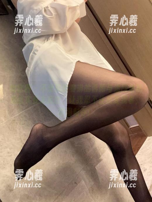 微密圈 - 不爱笑的赛琳的西服与渔网丝袜组合实在太魔性，让我忍不住反复观看，原图封存！