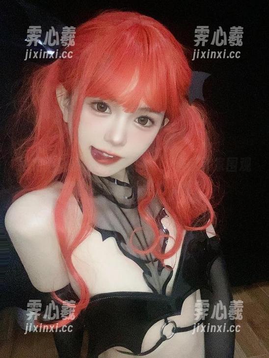 倦倦喵 拍完浴缸照的“倦倦喵”,坐等大家围观套图,话说谁要洗澡啊?