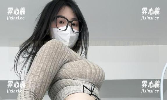 可爱的肉巴 微密圈 - 可爱的肉巴推新的比基尼套装福利图集,暴露了我心中的小小向往,哎。