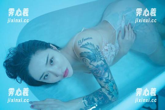 宋昱欣 微密圈 - 免费新作来了,宋昱欣的双人套图,谁说只看画面不走心?