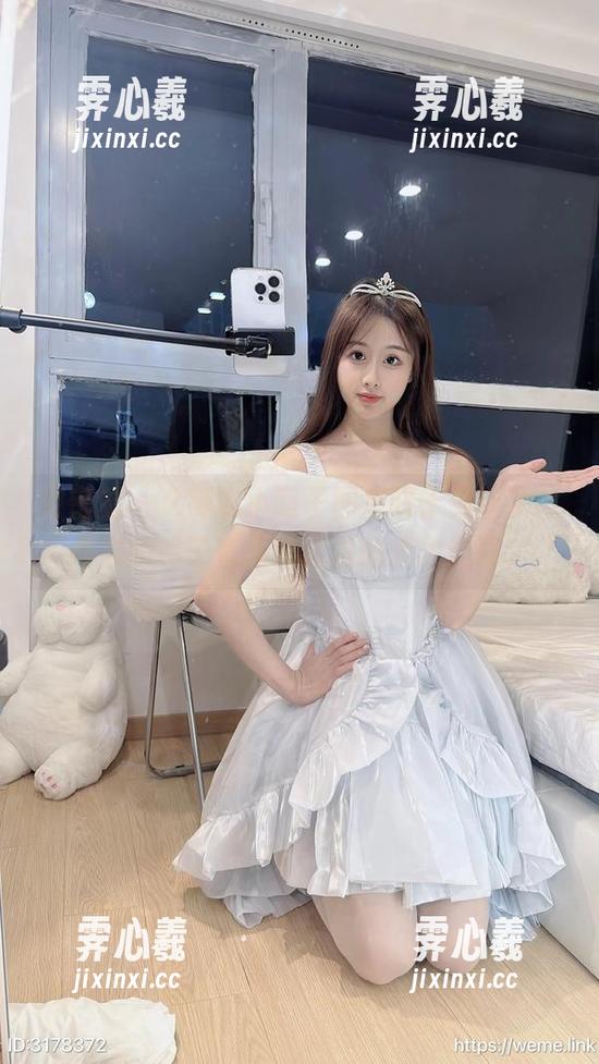 小萌子 微密圈 - 久等的小萌子图库终于更新了,内衣的样子直接挑战我的想象边界。