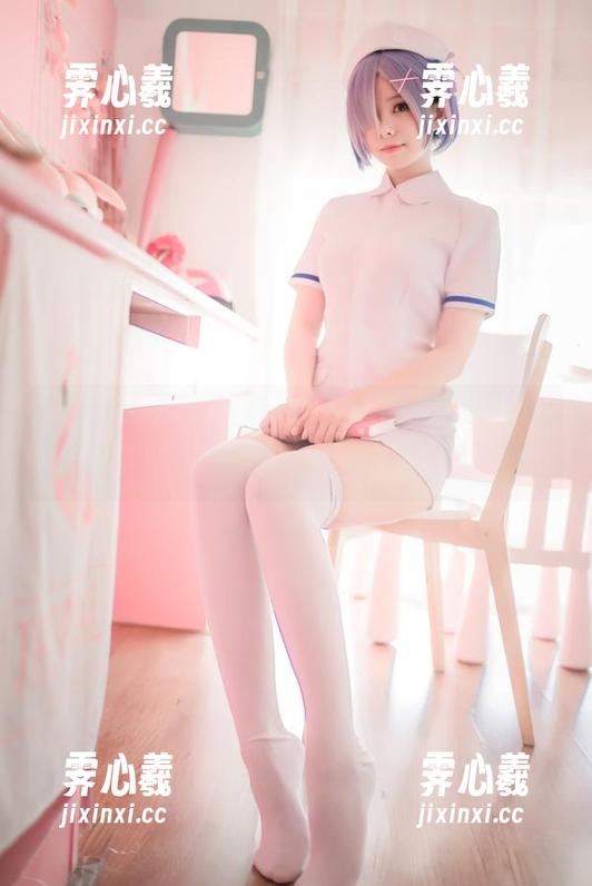 小野妹子w 这才是冬天的JK姿态!小野妹子w的原图,cos让你重新定义“寒意”!