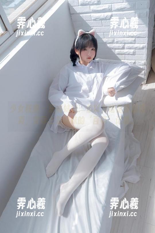 少女秩序 - 乐栀妹妹：你以为这是普通写真，实际上是妹妹的‘百事’记录。