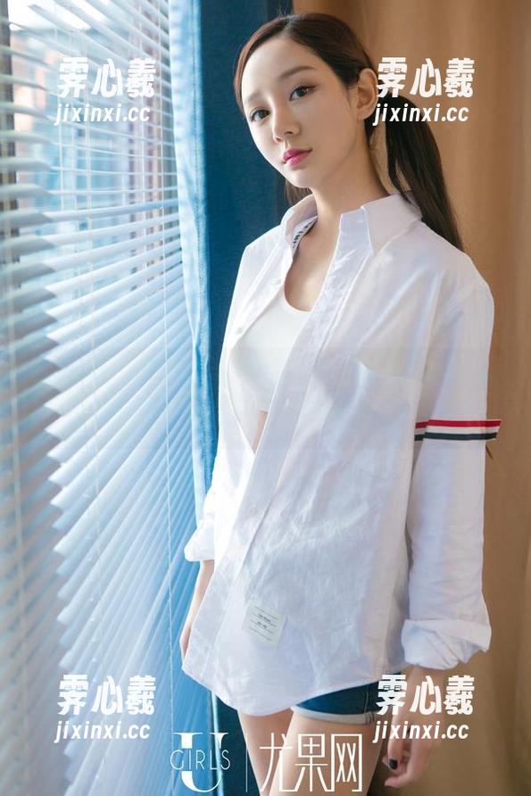尤果网-研依 尤果网 - 把文青和女王结合得如此天衣无缝,研依的私房写真没话说。