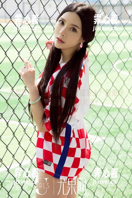尤果网-颜美汐 尤果网 - 谁说水手服只能在海上?颜美汐带你“漂流”在照片里!