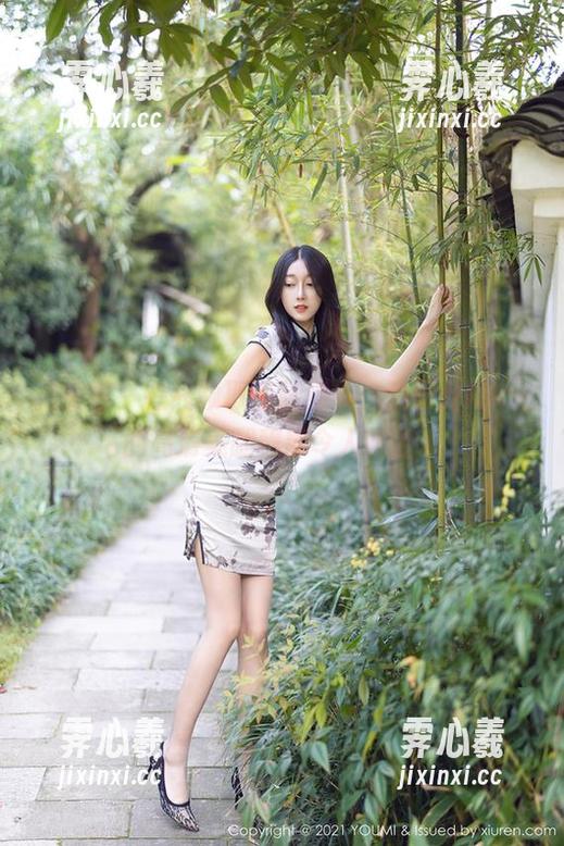 尤蜜荟 - 在线领取美腿细节，张思允Nice的高清美腿程度令人咋舌。