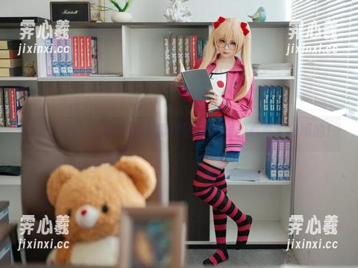 幼水铃衣 小蛋糕加JK,幼水铃衣再次证明了好奇心是无止境的!