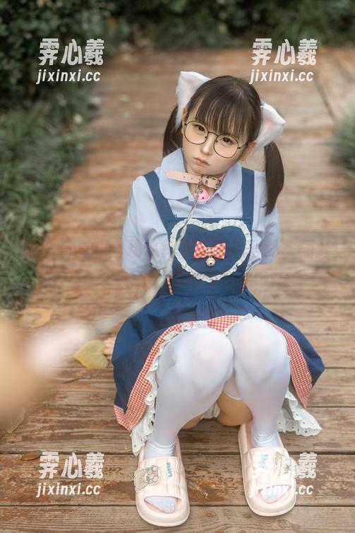 幼水铃衣 修图与真相:幼水铃衣的秋月爱莉,翻开原图,你再信?
