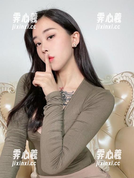 张老师 微密圈 - 这美图里的张老师穿红色内衣,完全打破了我的想法,资源太精彩了!