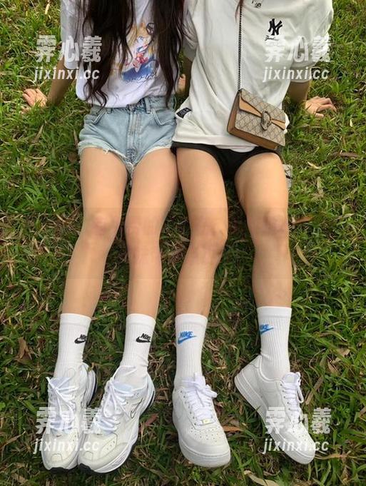 无敌哒小姨妈 微密圈 - 有免费的写真在,无敌哒小姨妈的妹妹带着点小撩!
