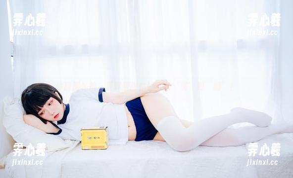 体操服私拍：果咩酱教你如何从‘跳’到‘搞’！
