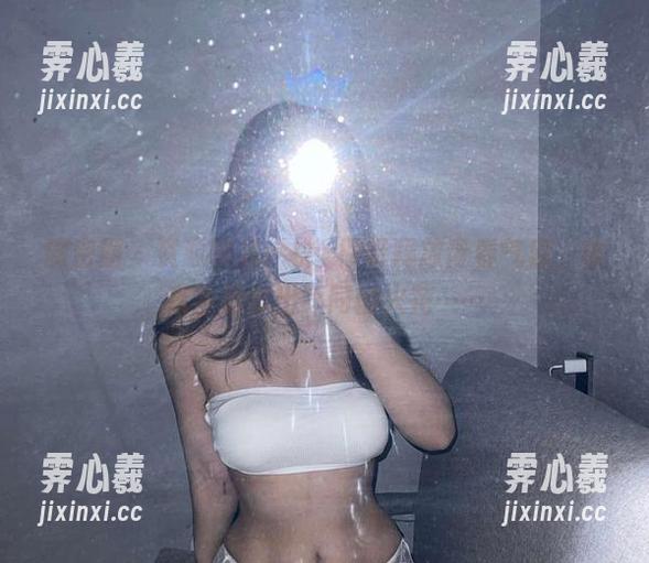 桃沢樱呀 微密圈 - 资源曝光:桃沢樱呀释放青春气息,体育生服穿出不同的火花……