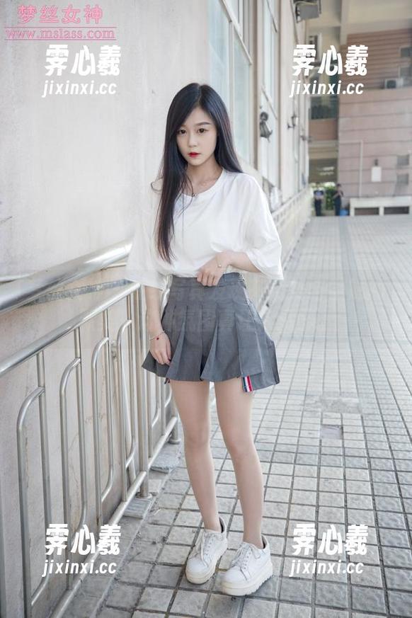 梦丝女神 - 在线写真发现花月舞与学妹的默契，这种氛围真让人沉醉。