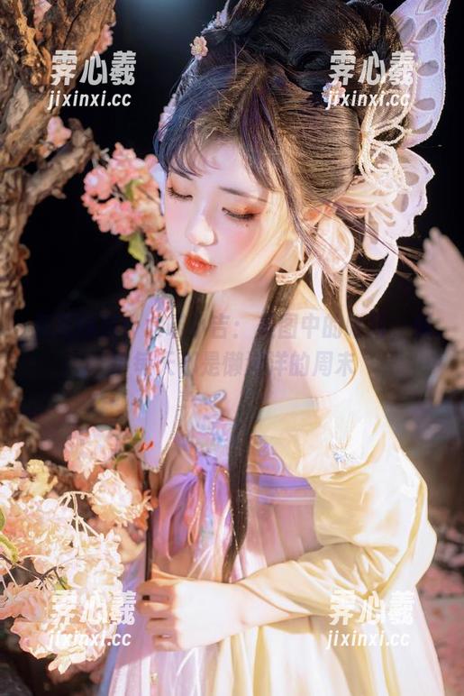 爆机少女喵小吉 高清爆机少女喵小吉:美图中的喵酱,似乎每天都是懒洋洋的周末