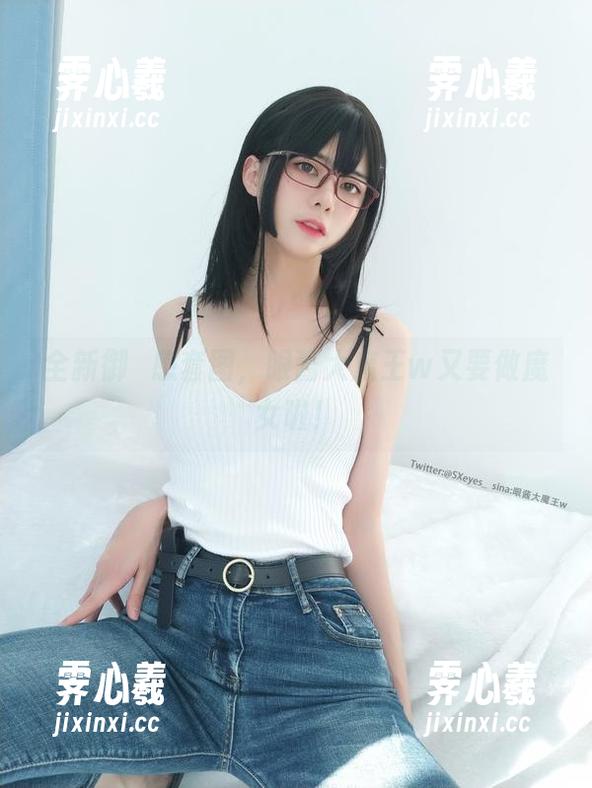 全新御姉感套图，眼酱大魔王w又要做魔女啦！