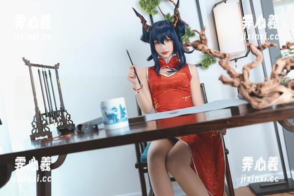 神楽坂真冬 冬天,不只是咬牙切齿,最新图包见证神楽坂真冬的厨娘奇幻之旅!