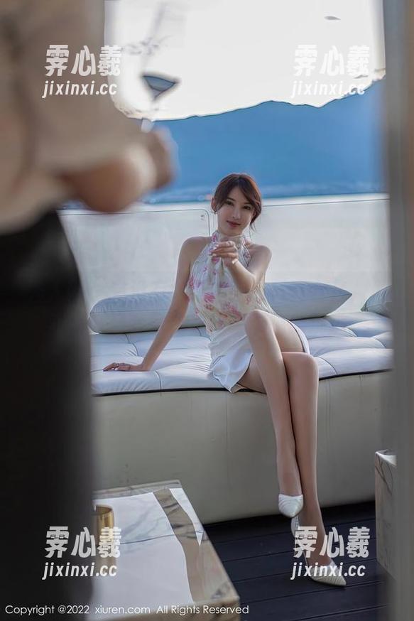 秀人网-周井空 秀人网 - 有没有!周井空的写真合集,里面的可爱就像是在我眼前蹦蹦跳跳。