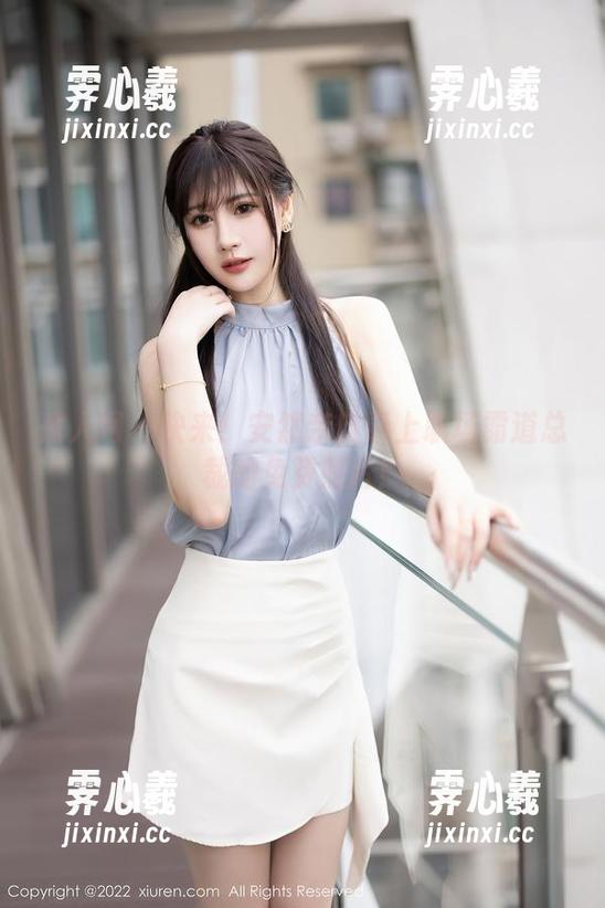秀人网 - 快来！安然亲自奉上职场霸道总裁的免费照片！