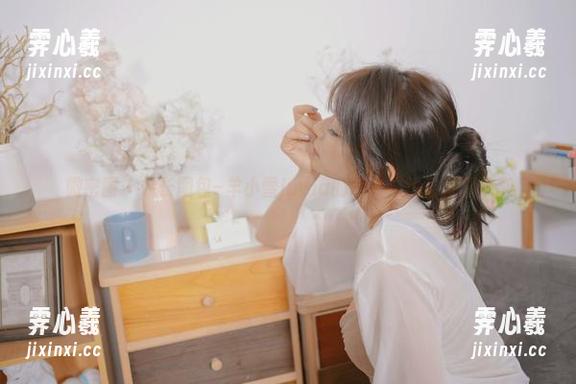 羊小雪juvia 微密圈 - 舰长图包–羊小雪juvia的宿舍化妆间资源分享