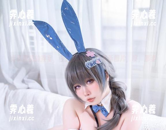 贞子蜜桃 贞子蜜桃的教室,今天又放出一组更新图片,噢,那姿势...