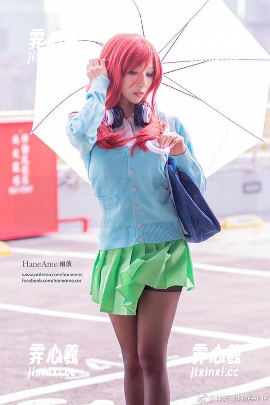 雨波_HaneAme的照片合集丢进职业装的标签里，却有玻璃心的柔软感