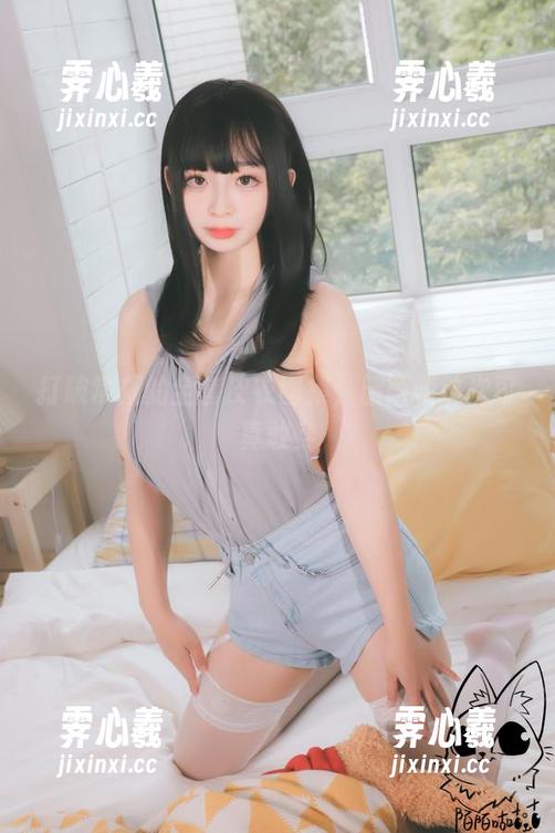 韶陌陌 打破常规的全套皮衣图集,韶陌陌这次可真敢穿