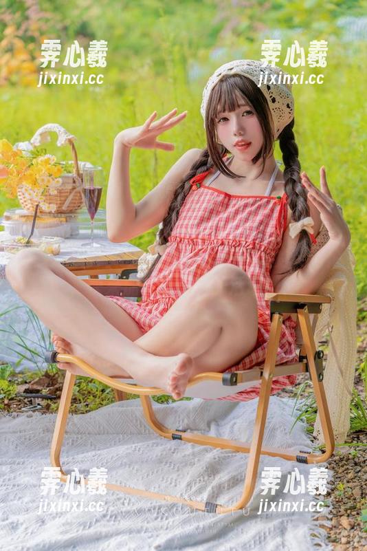 黏黏团子兔 福利福利!黏黏团子兔宛如春天的芙洛伦,快来加入手快有的活动吧!